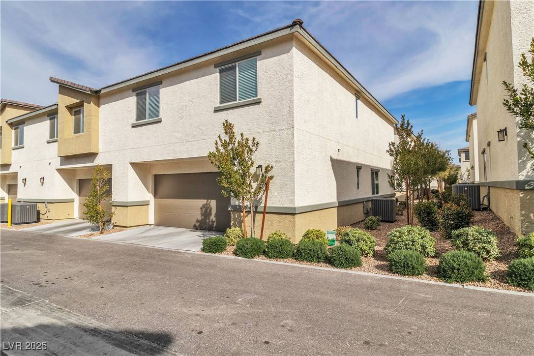Las Vegas, NV 89183,12268 Desert Light RD #1