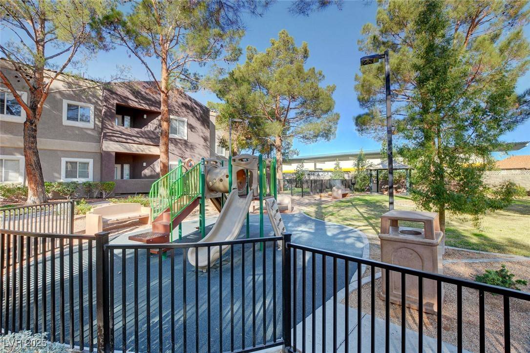 Las Vegas, NV 89118,5250 S Rainbow BLVD #1165