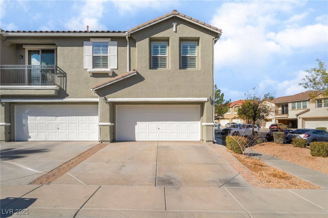 Henderson, NV 89012,25 Lone Cove CT #2