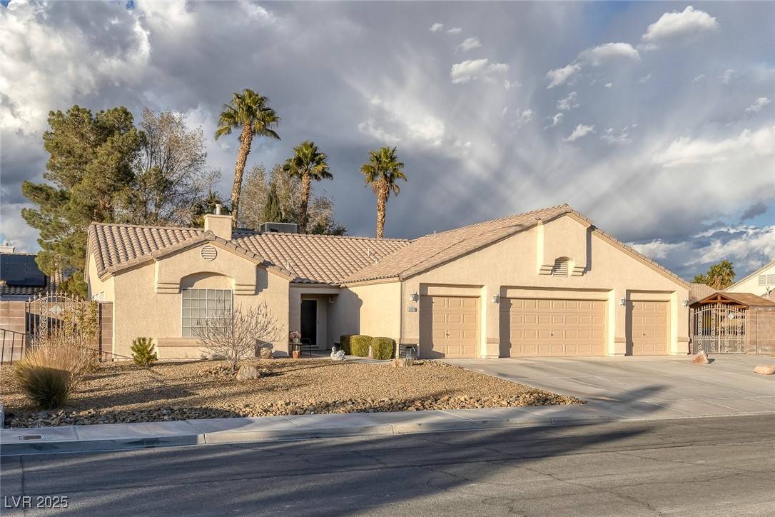 Las Vegas, NV 89130,6124 Fisher AVE
