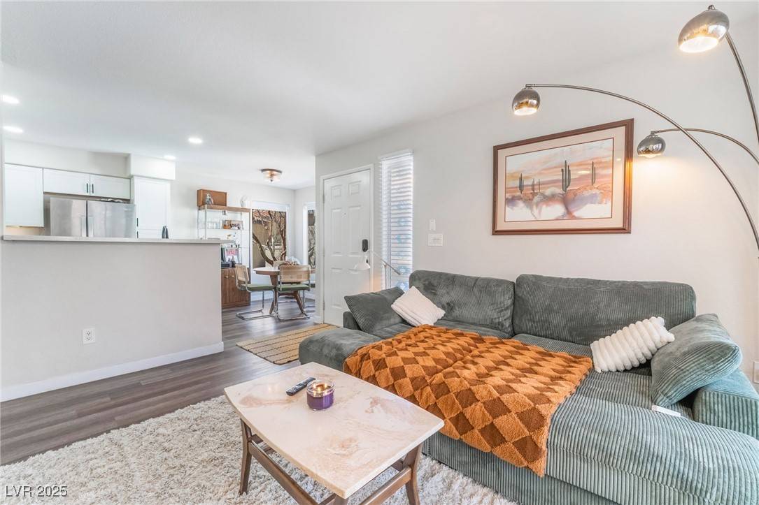 Las Vegas, NV 89120,3062 Tarpon DR #201
