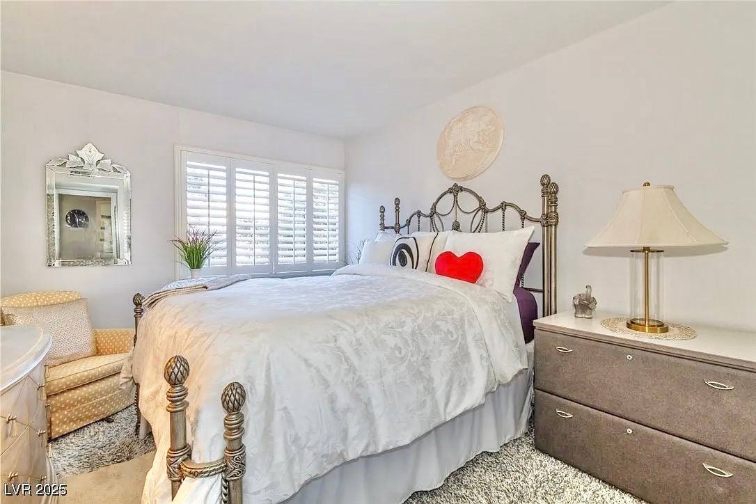 Las Vegas, NV 89169,730 S Royal Crest CIR #424