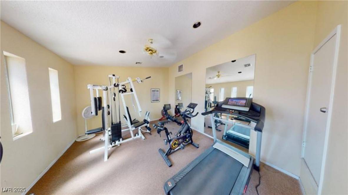 Las Vegas, NV 89108,5449 Bugle WAY #102