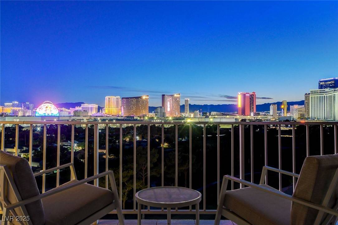 Las Vegas, NV 89109,3111 Bel Air DR #12C
