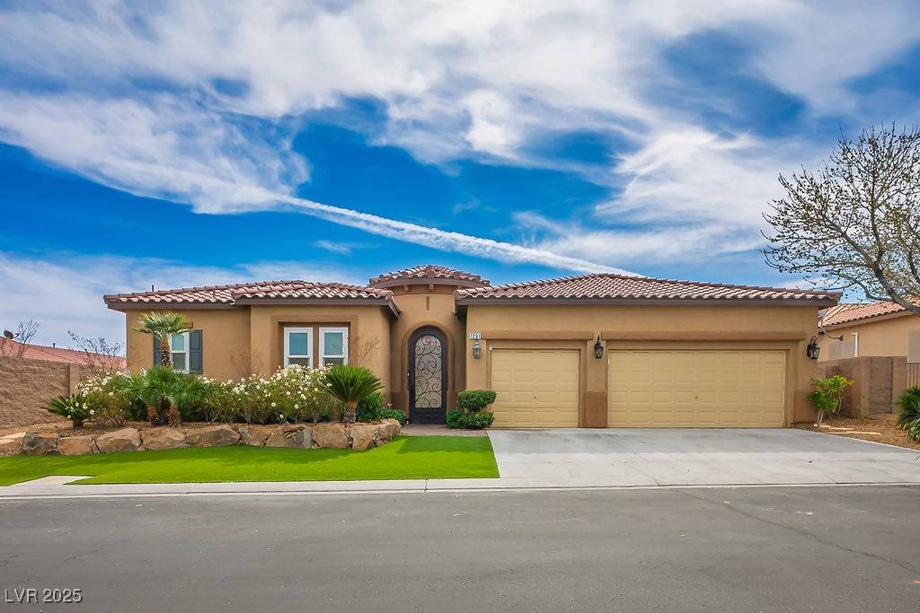 Las Vegas, NV 89113,7231 Adobe Hills AVE