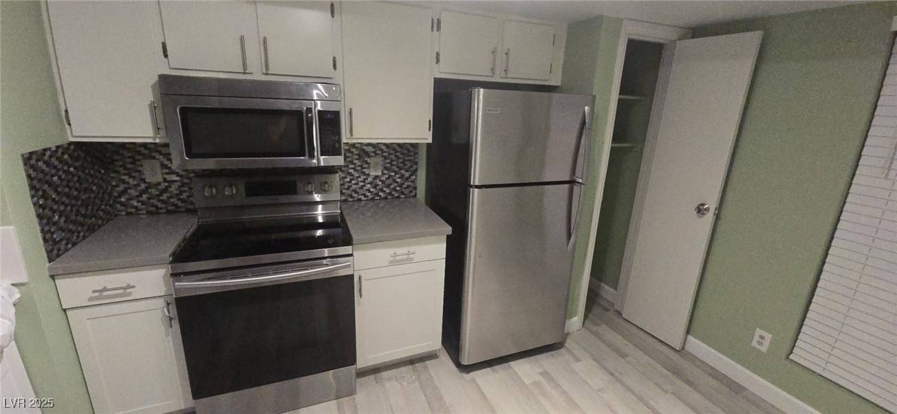 Las Vegas, NV 89115,2981 Country Manor LN #2