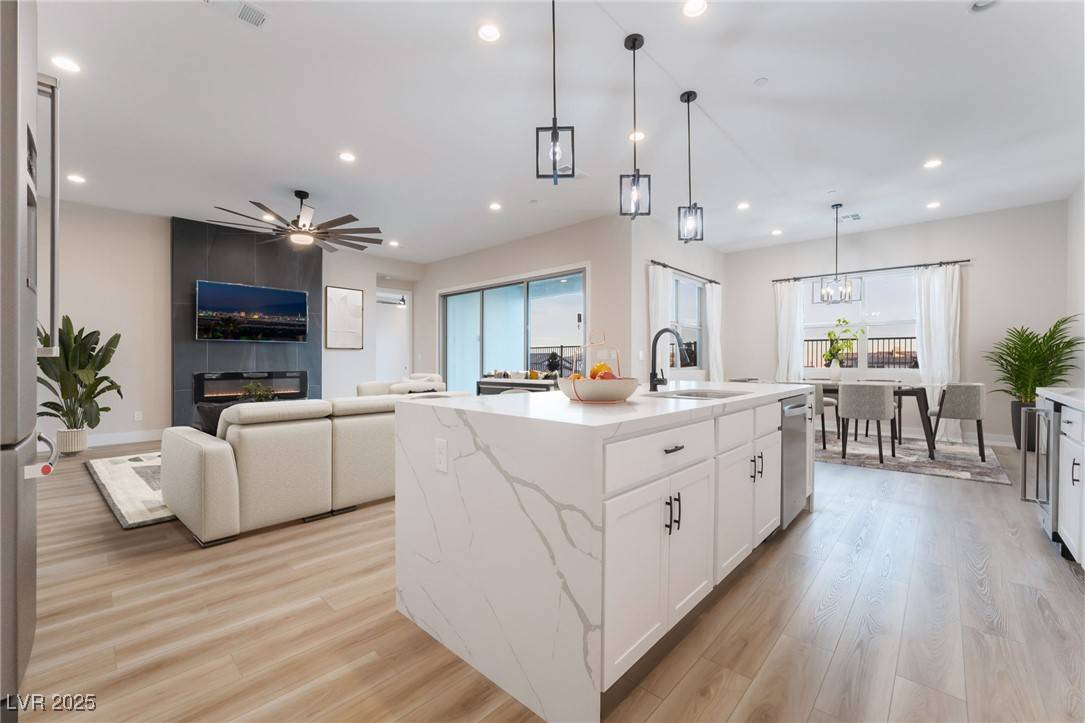 Las Vegas, NV 89138,350 Robledo ST
