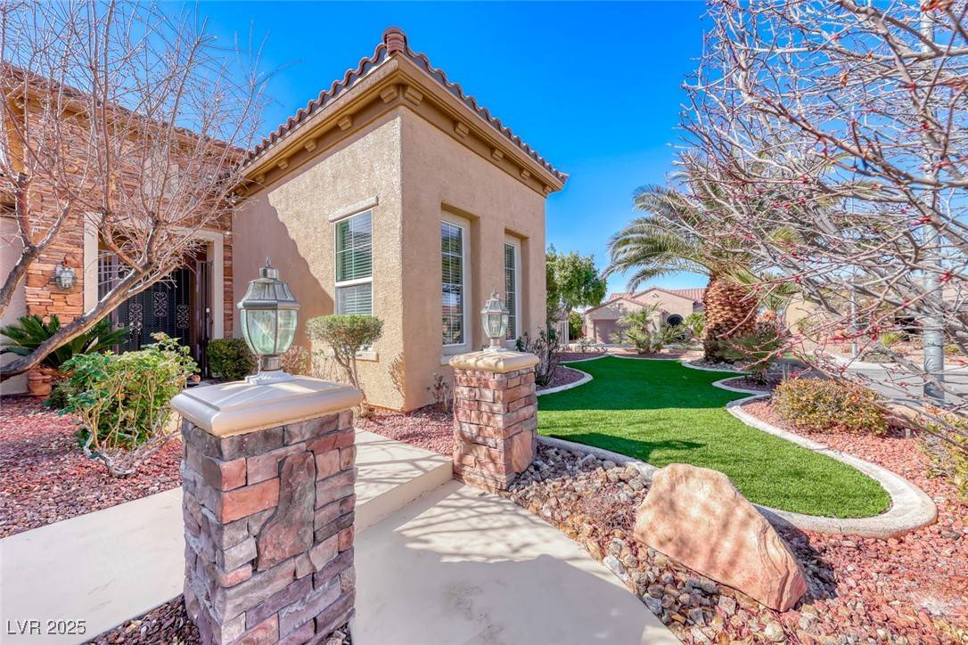 Henderson, NV 89044,2357 Wisconsin Dells DR