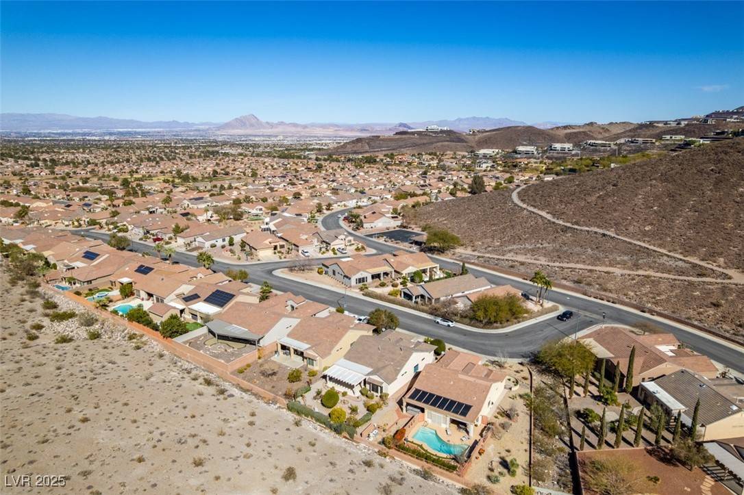 Henderson, NV 89012,2035 King Mesa DR