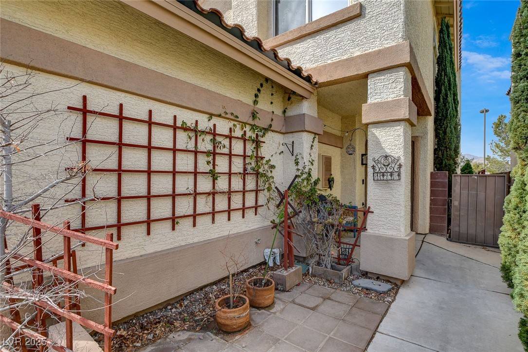 Las Vegas, NV 89134,1209 Padre Serra LN