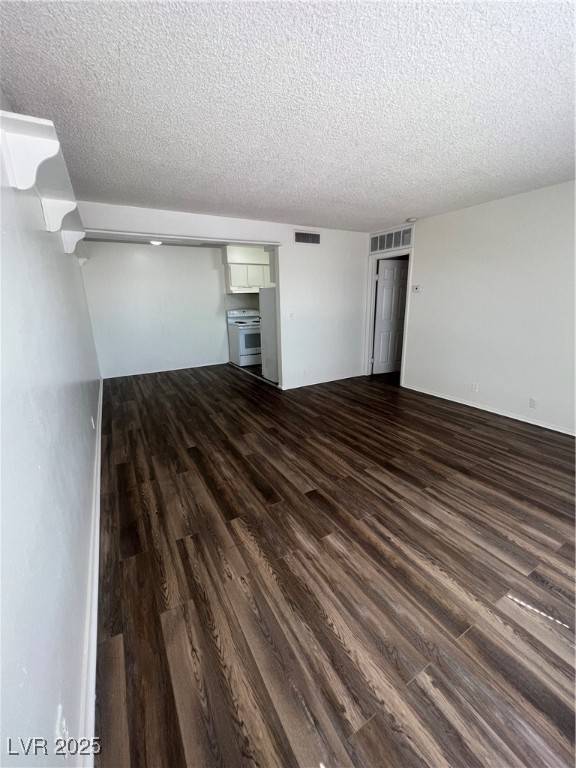 Las Vegas, NV 89169,595 S Royal Crest CIR #20