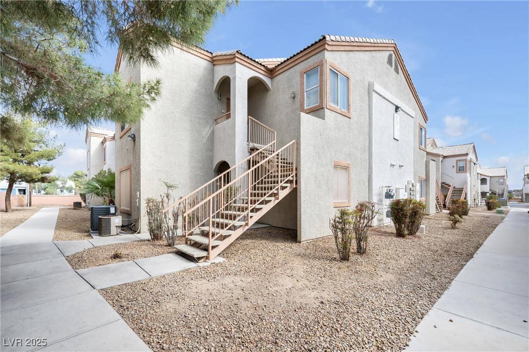 Las Vegas, NV 89120,4655 Gold Dust AVE #139