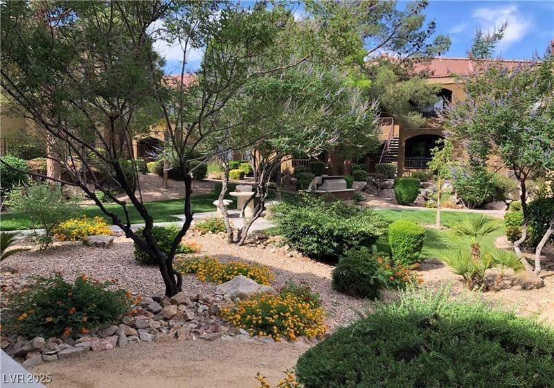 Henderson, NV 89052,950 Seven Hills DR #1422