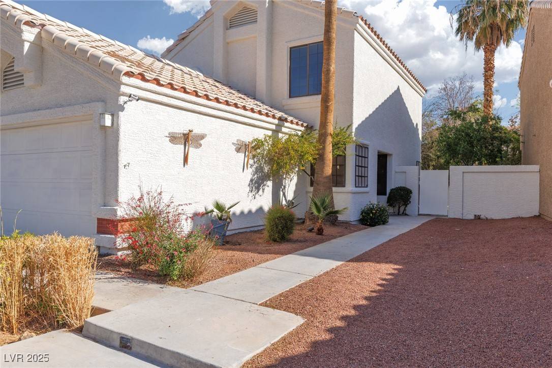 Henderson, NV 89074,326 Lander DR