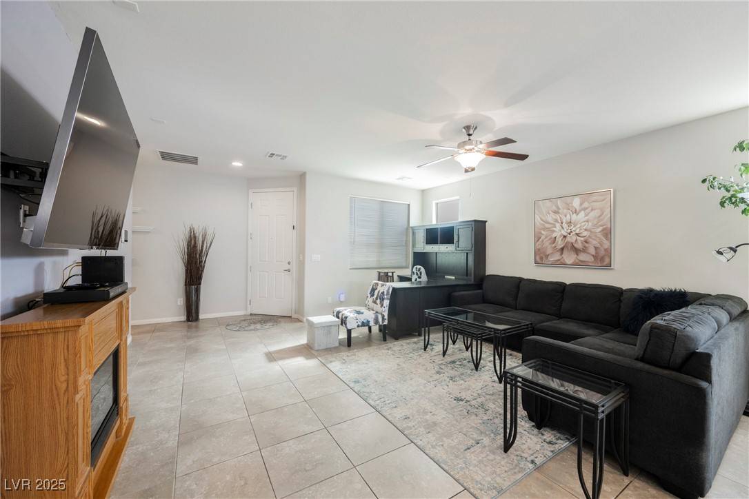Laughlin, NV 89029,2721 Benton Cove ST