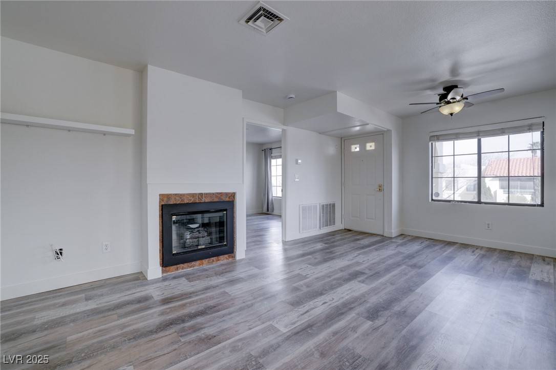 Las Vegas, NV 89103,4877 S Torrey Pines DR #202