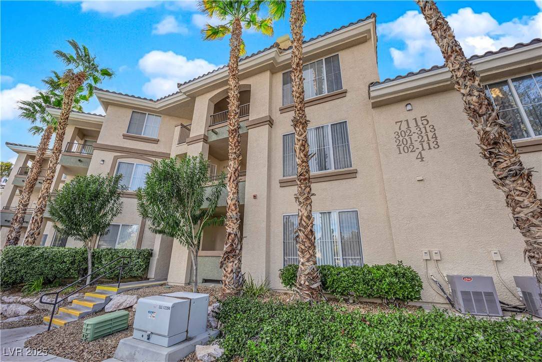 Las Vegas, NV 89113,7115 S Durango DR #313