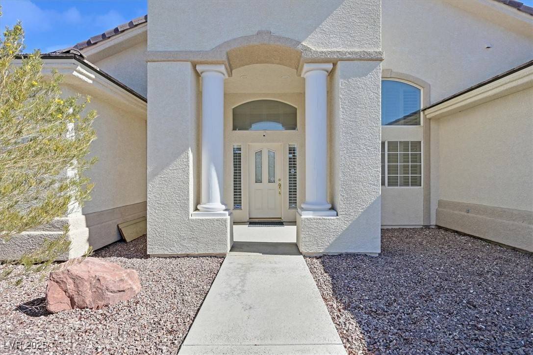 Las Vegas, NV 89131,6120 Farm RD