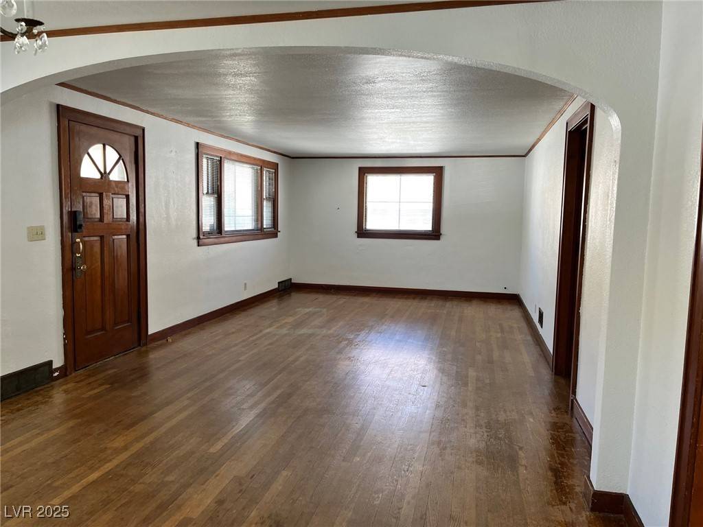 Ely, NV 89301,971 Lyons AVE