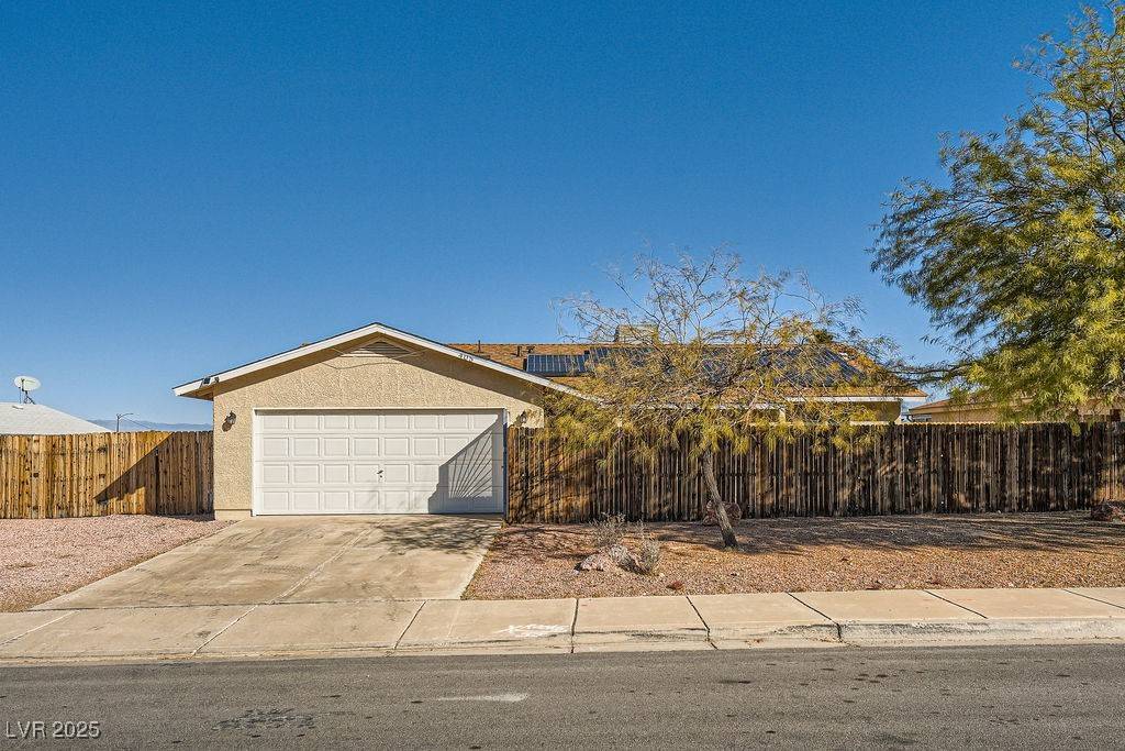 Henderson, NV 89015,405 Pumpkin WAY