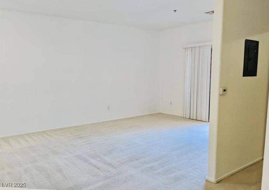 Henderson, NV 89014,1842 Scimitar DR #13