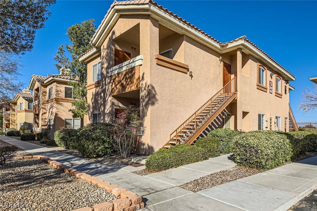 Las Vegas, NV 89183,1050 E Cactus AVE #1049