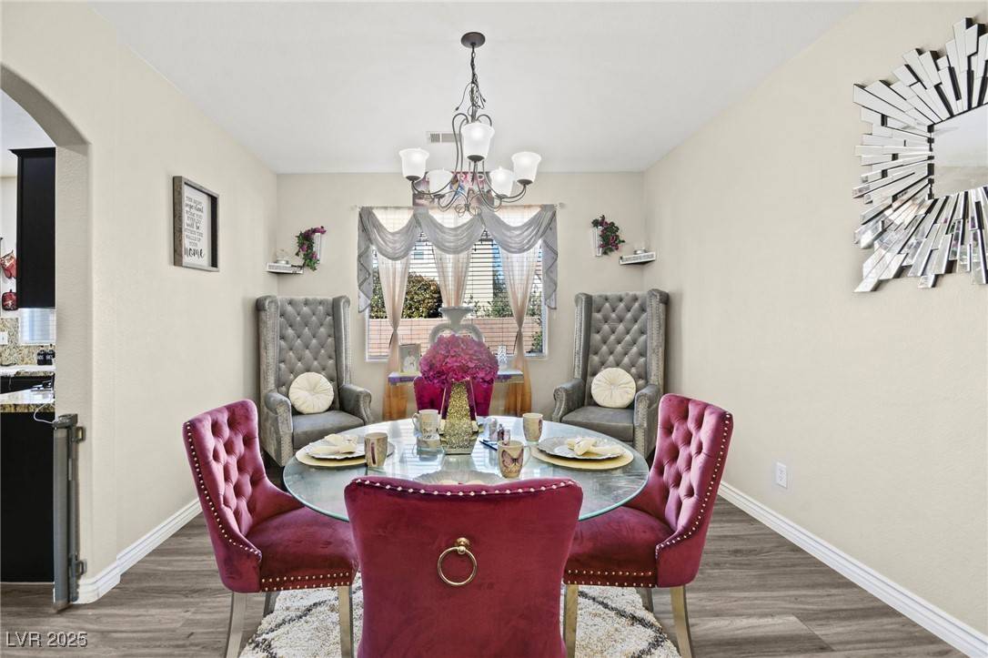 Las Vegas, NV 89141,5832 Ivy Vine CT