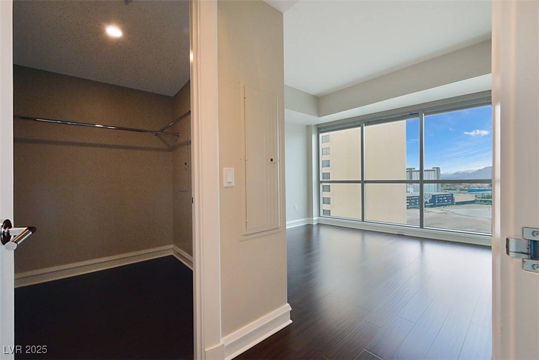 Las Vegas, NV 89109,2700 Las Vegas BLVD #1604