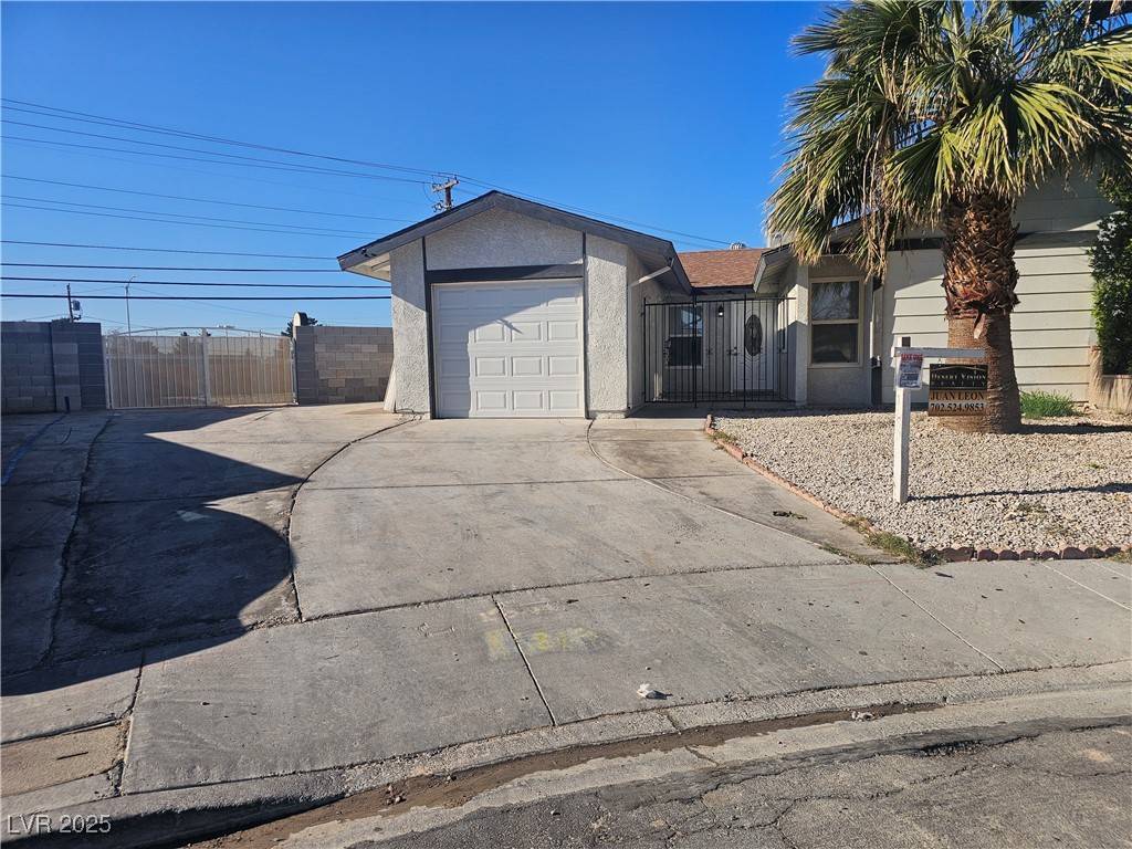 Las Vegas, NV 89110,4905 Danbrook CT