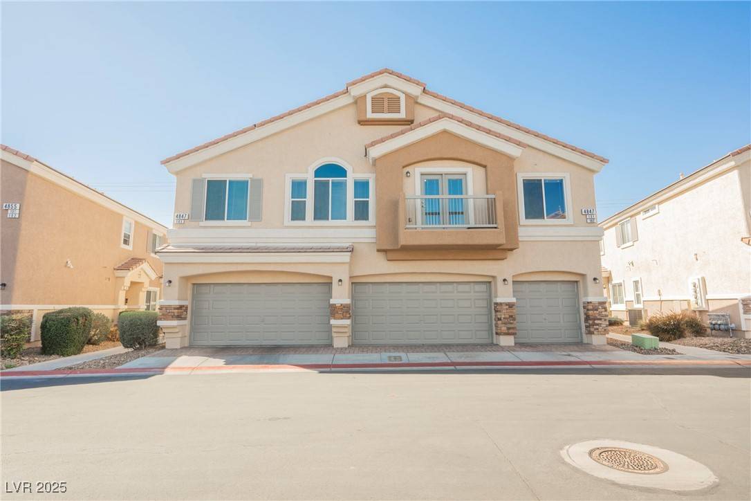 Las Vegas, NV 89122,4847 Double Down DR #101