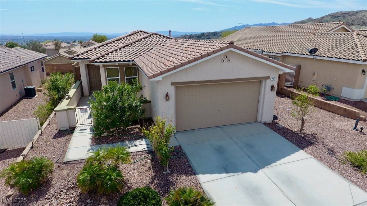 Laughlin, NV 89029,2351 Thornwood Castle DR