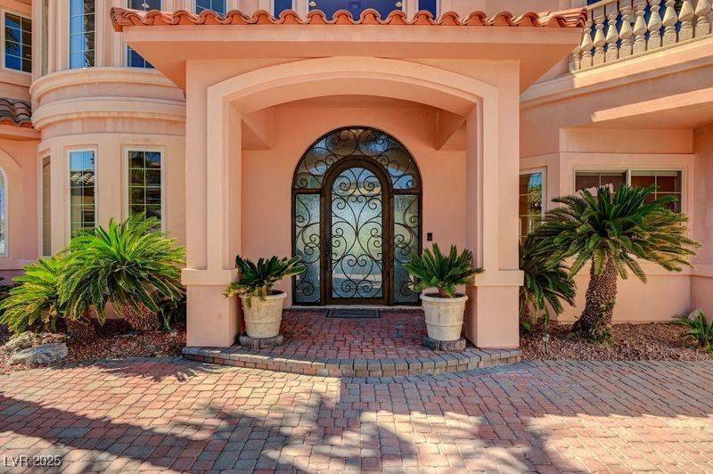 Henderson, NV 89011,2 Camino Barcelona PL