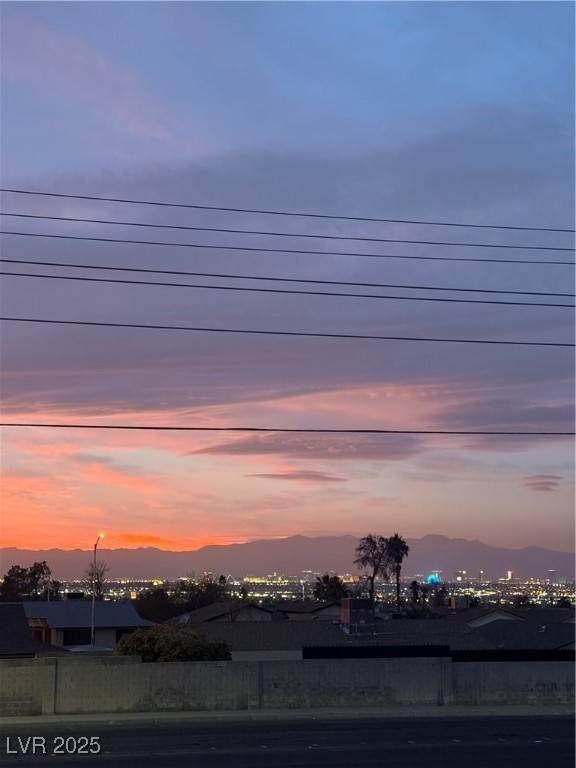 Henderson, NV 89015,807 Zinnia CIR