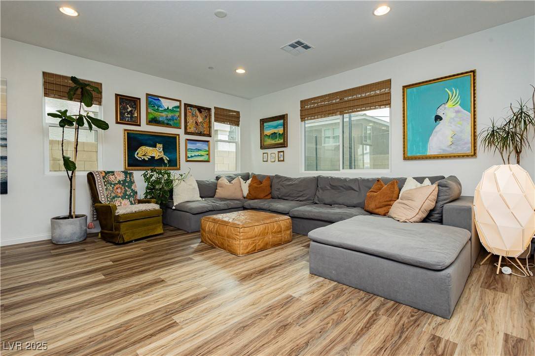 Henderson, NV 89011,683 Quasi ST