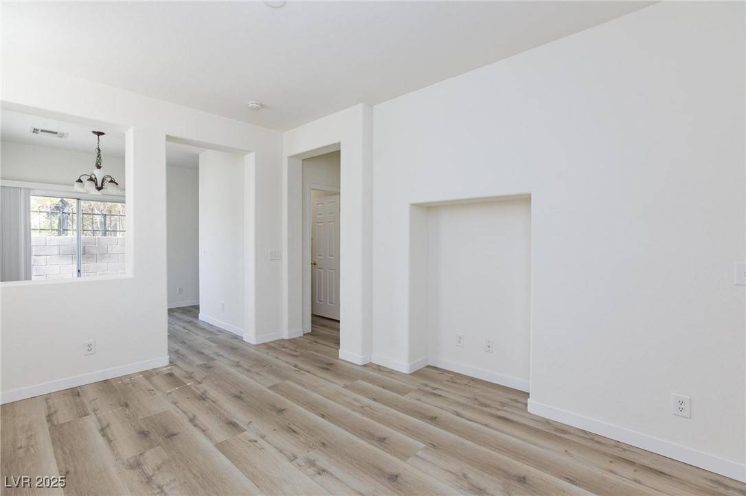 Las Vegas, NV 89183,1286 Horizon Village AVE