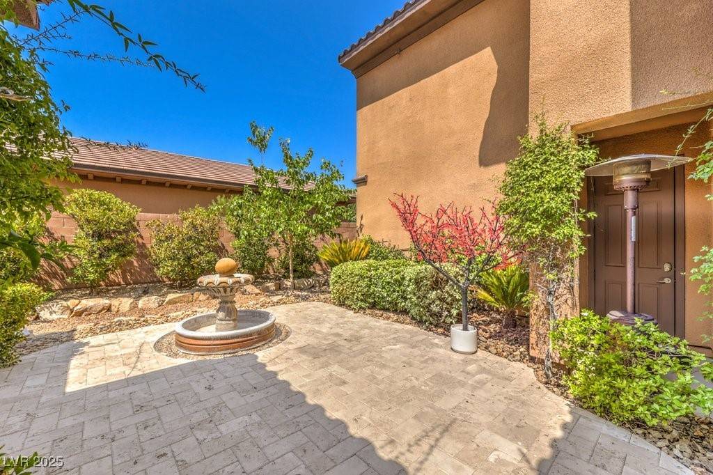 Las Vegas, NV 89138,409 Lake Windemere ST