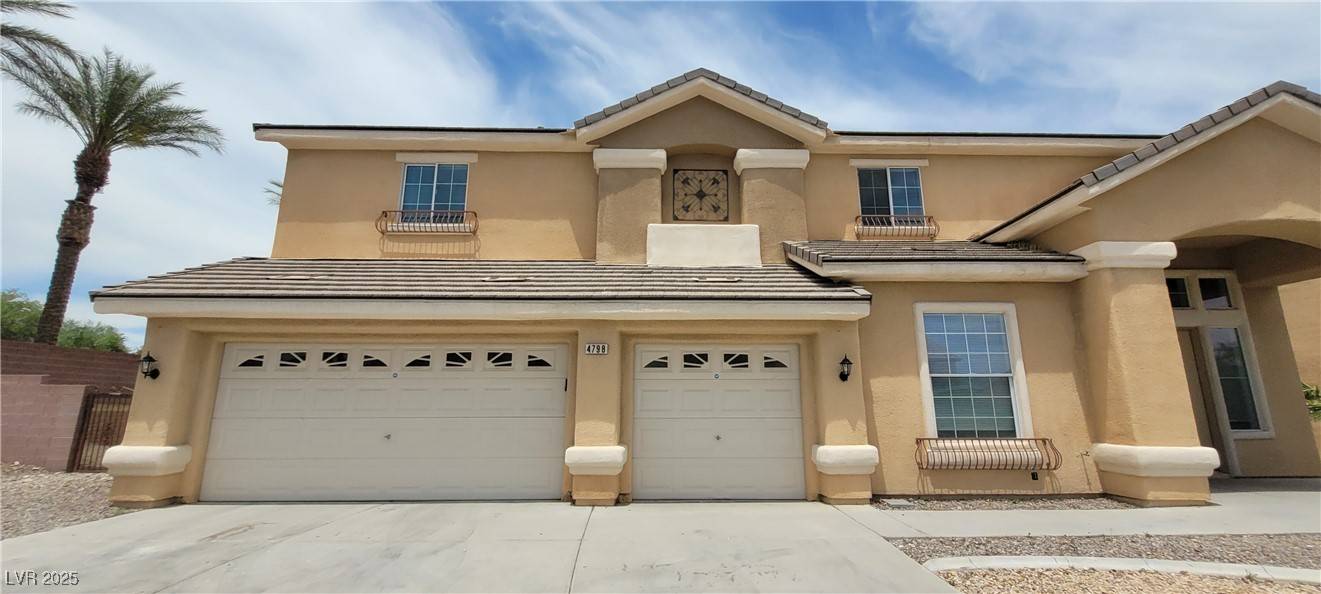 Las Vegas, NV 89129,4798 Luna Ridge CT