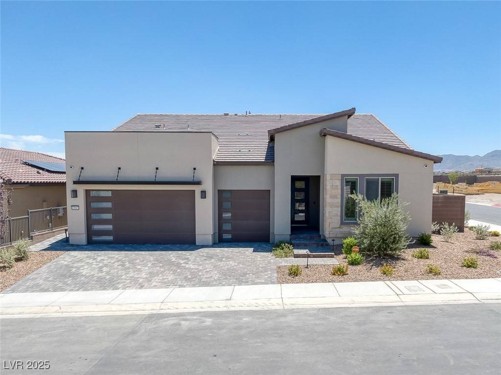 Las Vegas, NV 89143,10065 Auburn Rose AVE