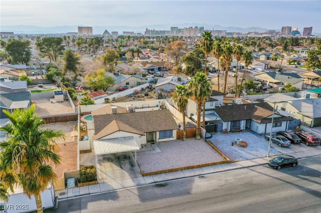 Las Vegas, NV 89119,5399 Surrey ST