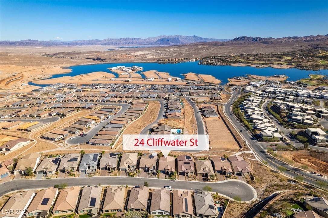 Henderson, NV 89011,24 Cliffwater ST