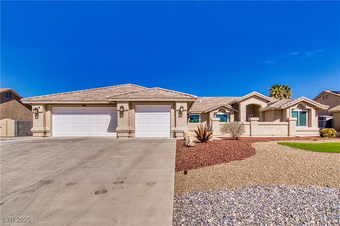 Pahrump, NV 89061,5090 Balhurst CT