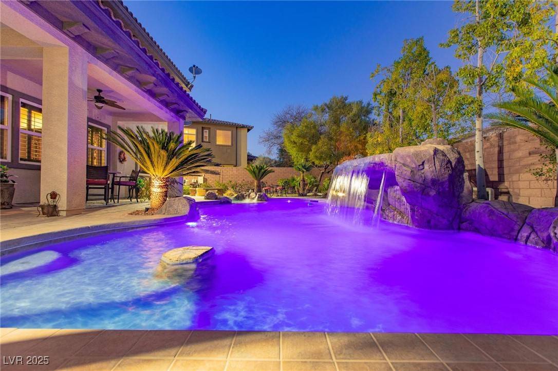 Las Vegas, NV 89178,10008 Peak Lookout ST