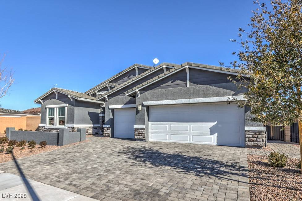 Henderson, NV 89011,510 Copper Falcon AVE