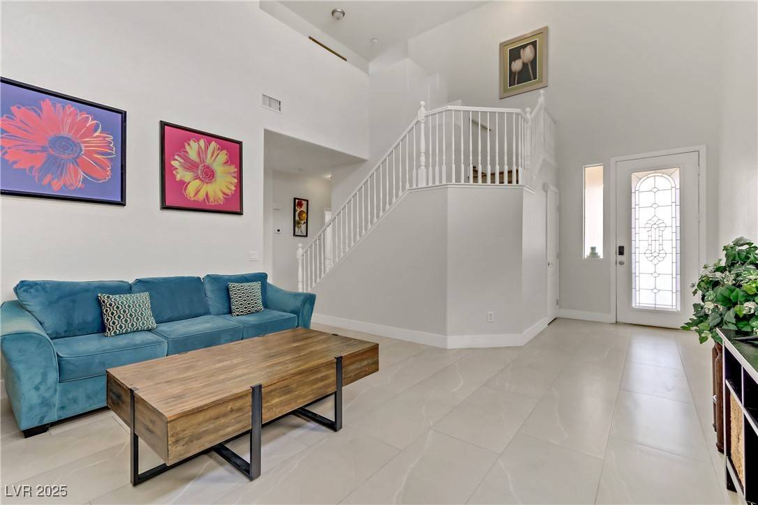 Las Vegas, NV 89148,6938 Silk Oak CT