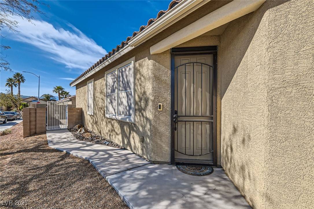 North Las Vegas, NV 89081,6035 Eganridge CT