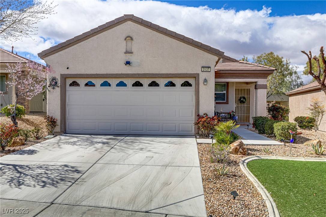 Henderson, NV 89044,2537 Nashira ST