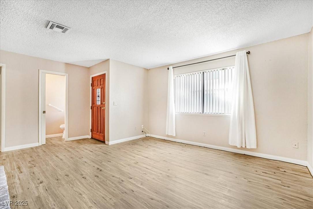Las Vegas, NV 89121,2647 Jacyra AVE