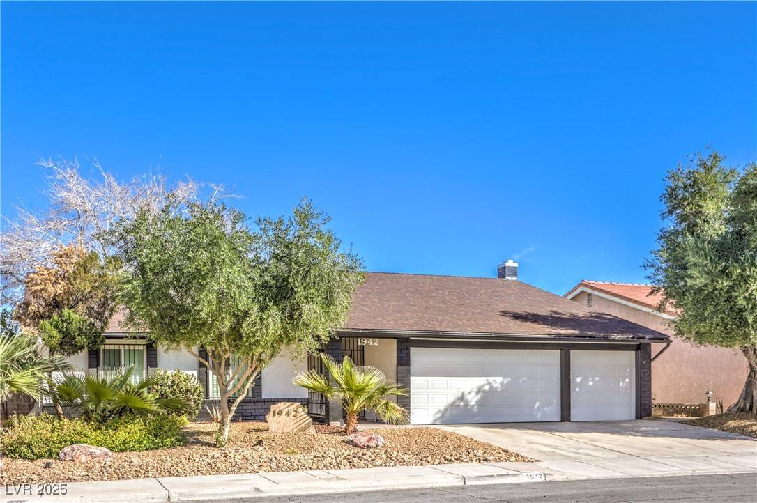 Las Vegas, NV 89119,1942 Hallwood DR