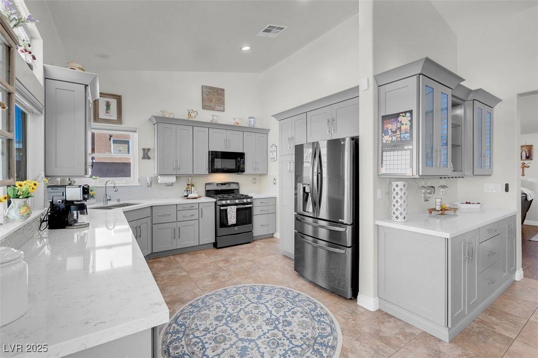North Las Vegas, NV 89031,6109 Flaming Arrow RD