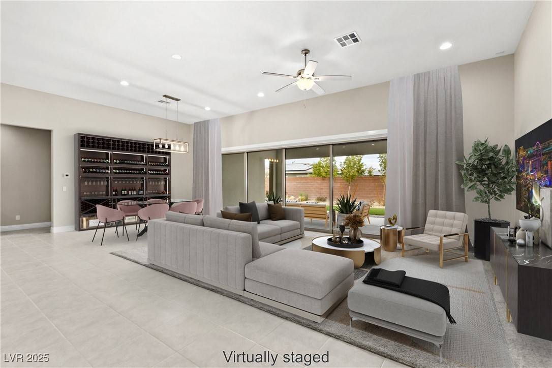 Las Vegas, NV 89148,10016 Copper Edge RD
